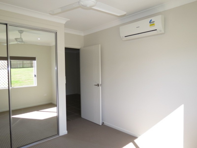 9 Marine Parade, Bowen QLD 4805