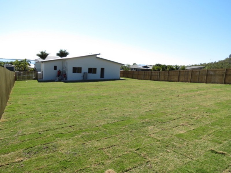 9 Marine Parade, Bowen QLD 4805