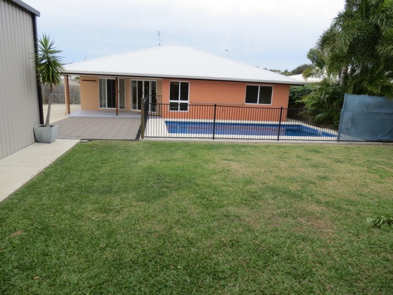 13 Hillview Place, Bowen QLD 4805