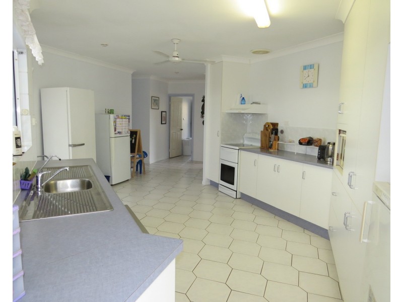 3 Oak Crescent, Bowen QLD 4805