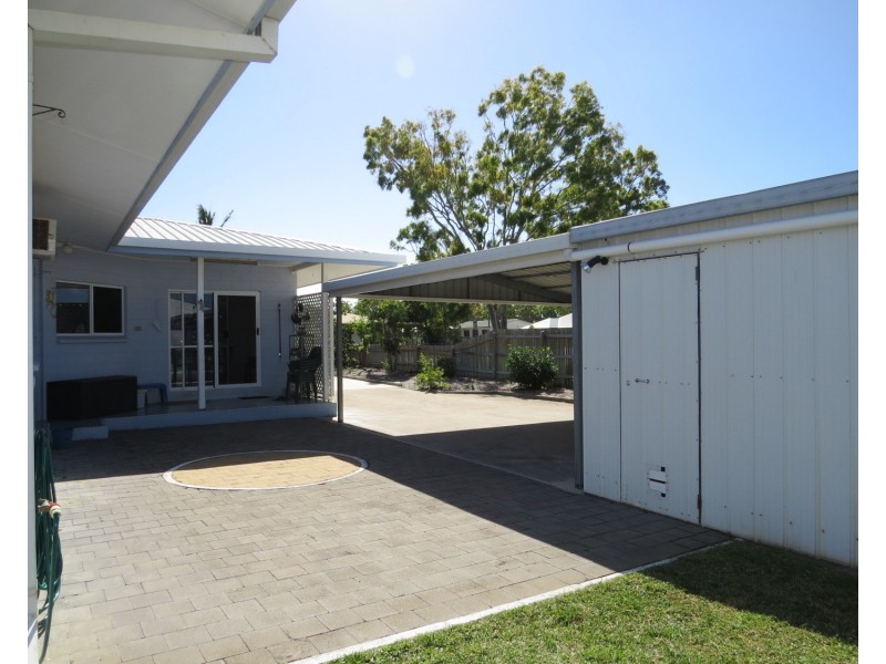 3 Oak Crescent, Bowen QLD 4805