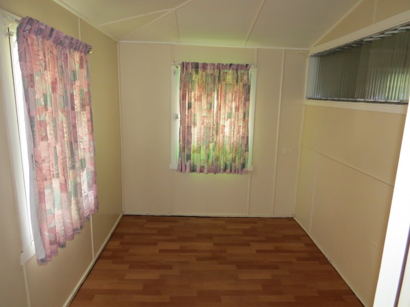7 Reynolds Street, Bowen QLD 4805
