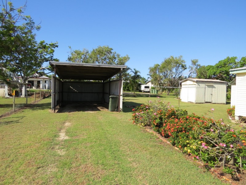 7 Reynolds Street, Bowen QLD 4805
