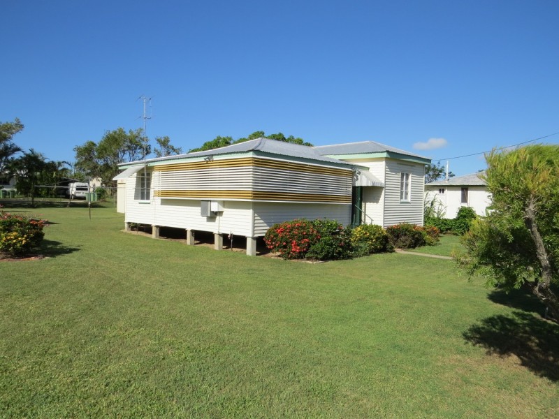 7 Reynolds Street, Bowen QLD 4805