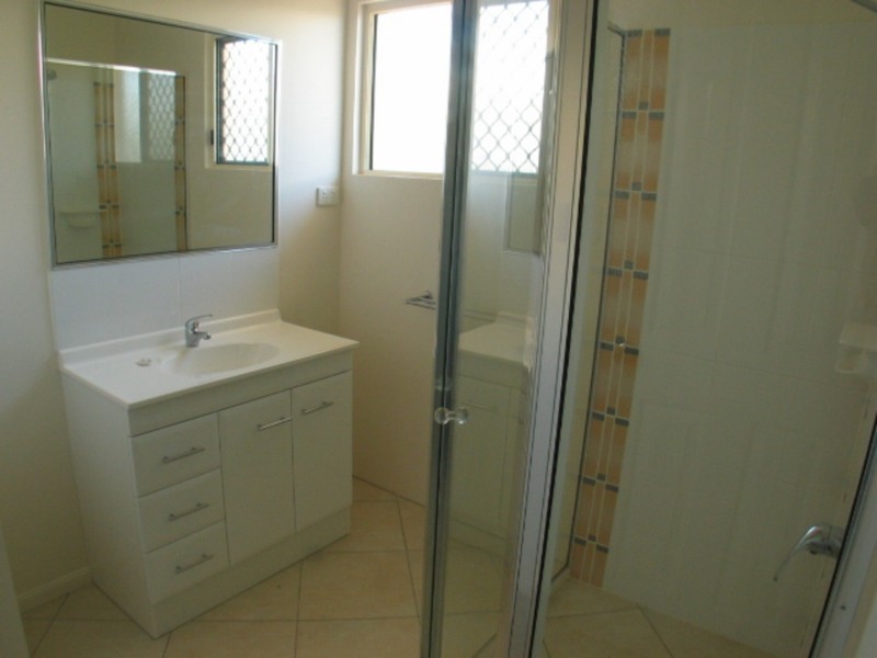 5 Lemon Grove, Bowen QLD 4805