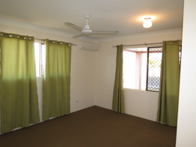 5 Lemon Grove, Bowen QLD 4805