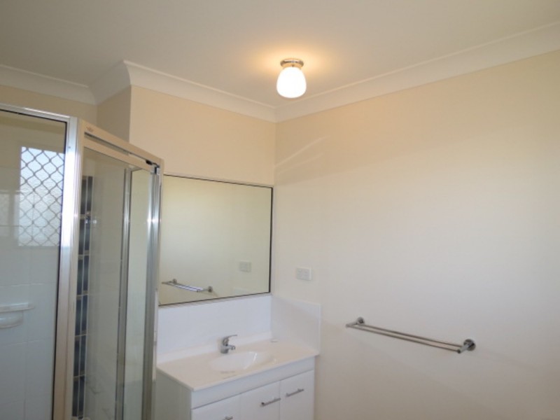 5 Lemon Grove, Bowen QLD 4805