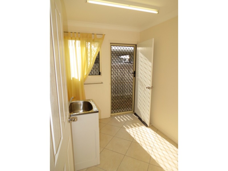 5 Lemon Grove, Bowen QLD 4805