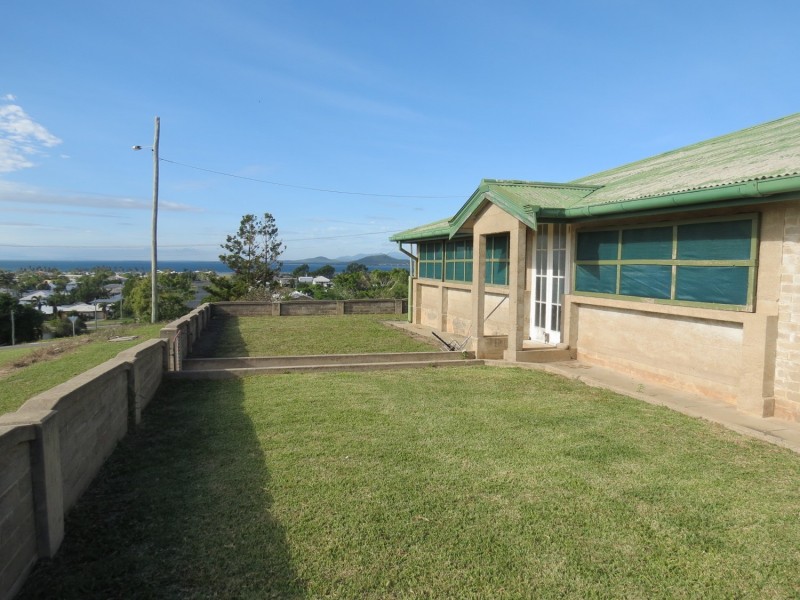 11 Mitchell Street, Bowen QLD 4805