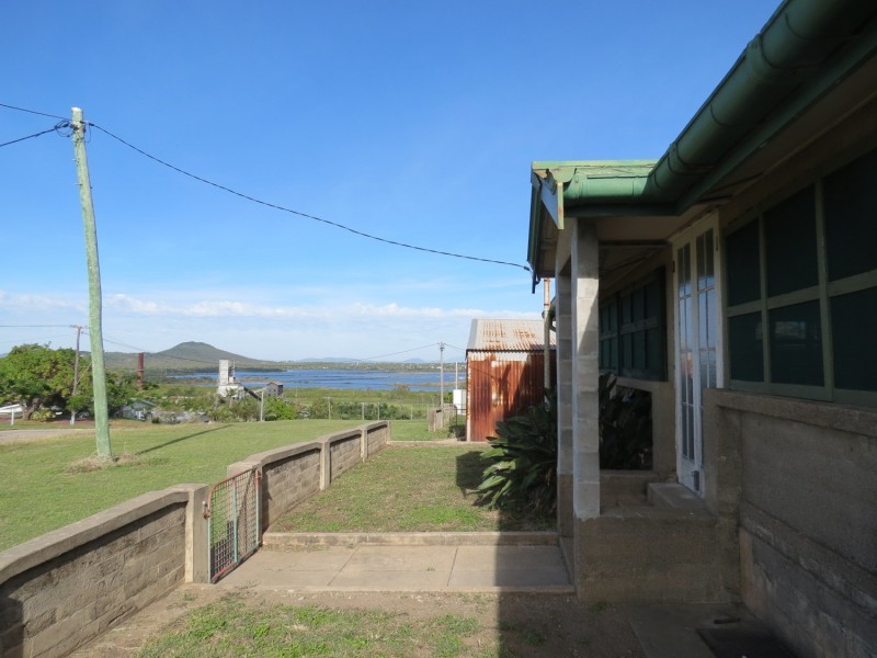 11 Mitchell Street, Bowen QLD 4805