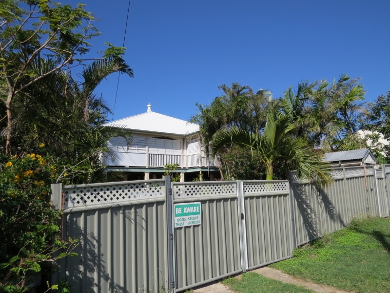 19 Poole Street, Bowen QLD 4805