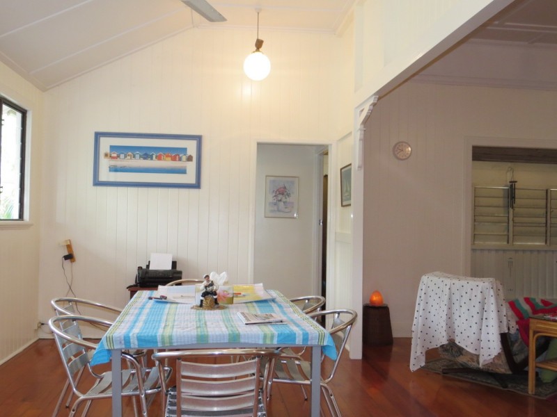 19 Poole Street, Bowen QLD 4805
