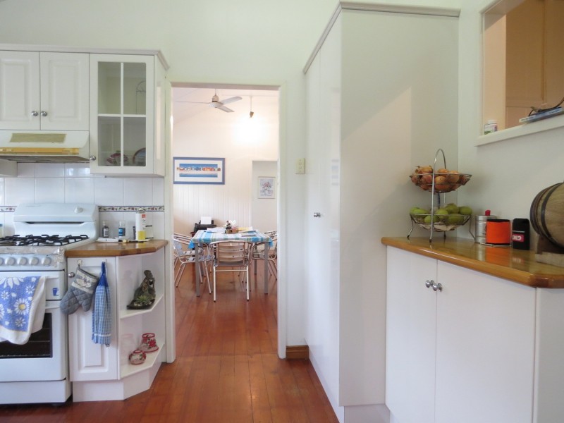 19 Poole Street, Bowen QLD 4805