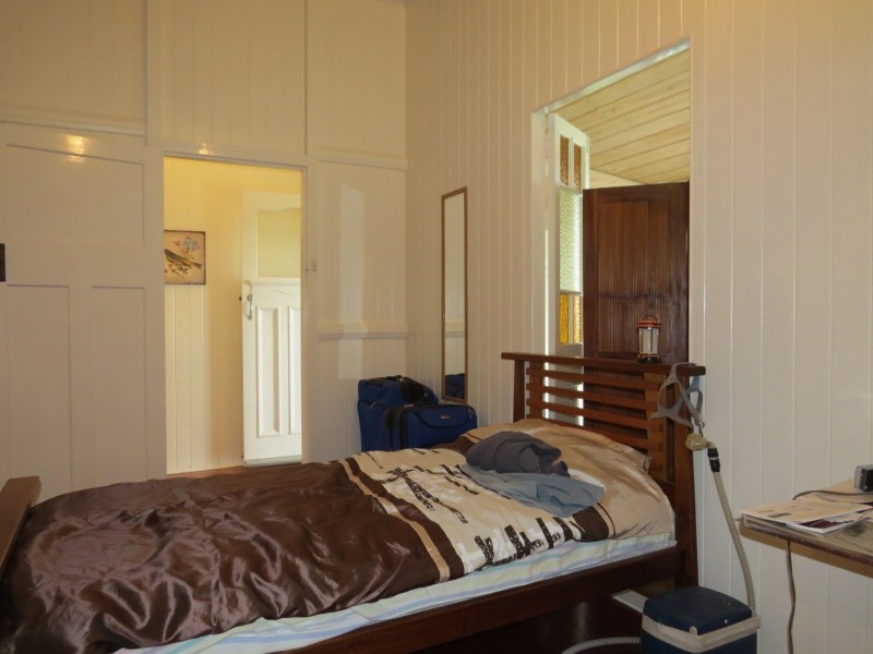 19 Poole Street, Bowen QLD 4805