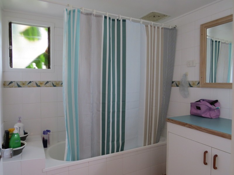19 Poole Street, Bowen QLD 4805