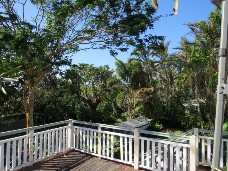 19 Poole Street, Bowen QLD 4805