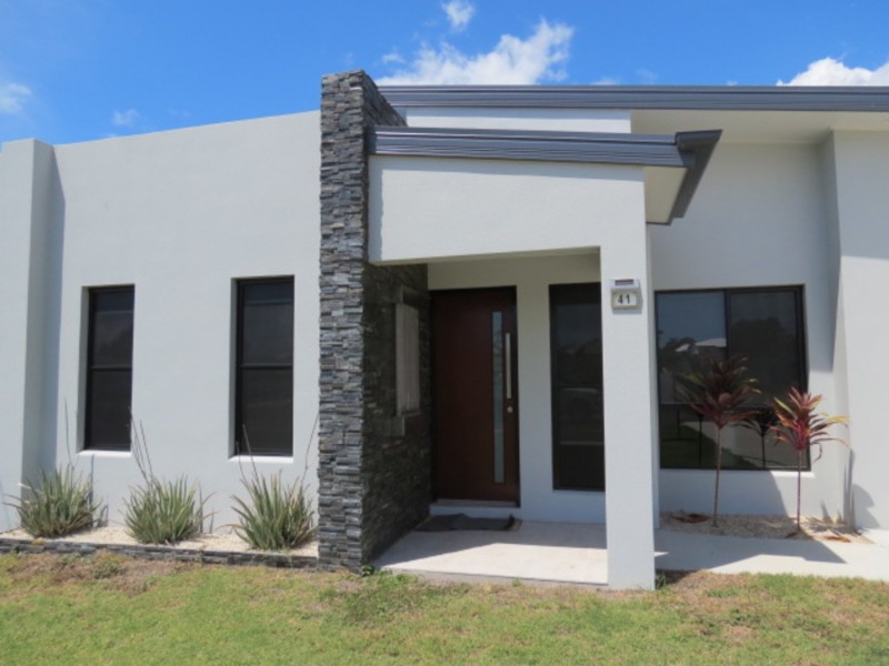 41 Dalrymple Street, Bowen QLD 4805