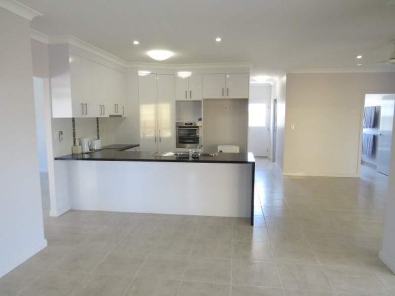 41 Dalrymple Street, Bowen QLD 4805