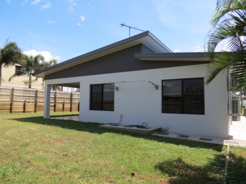 41 Dalrymple Street, Bowen QLD 4805