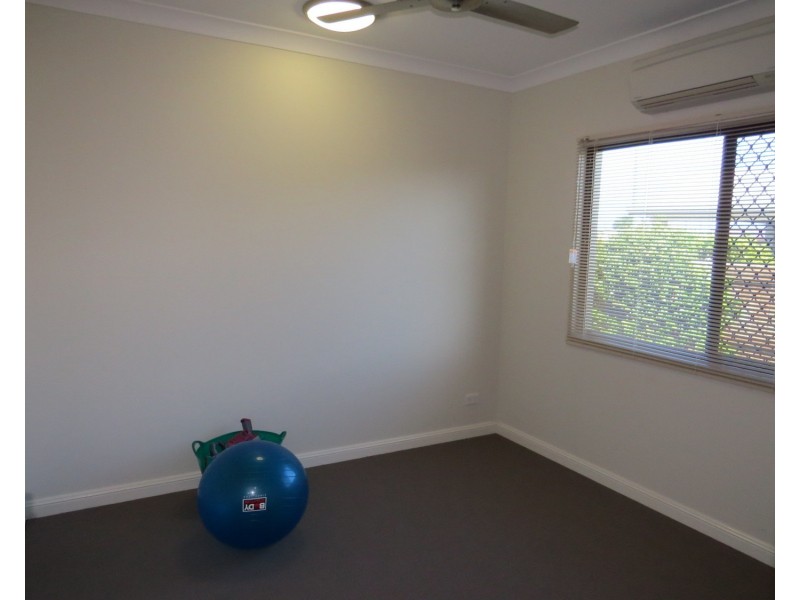 18 Matthews Street, Bowen QLD 4805