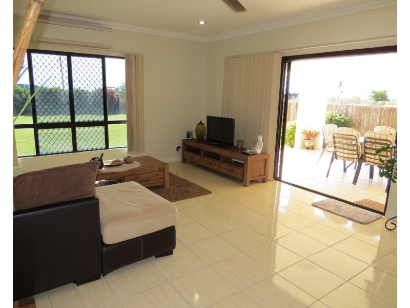 18 Matthews Street, Bowen QLD 4805