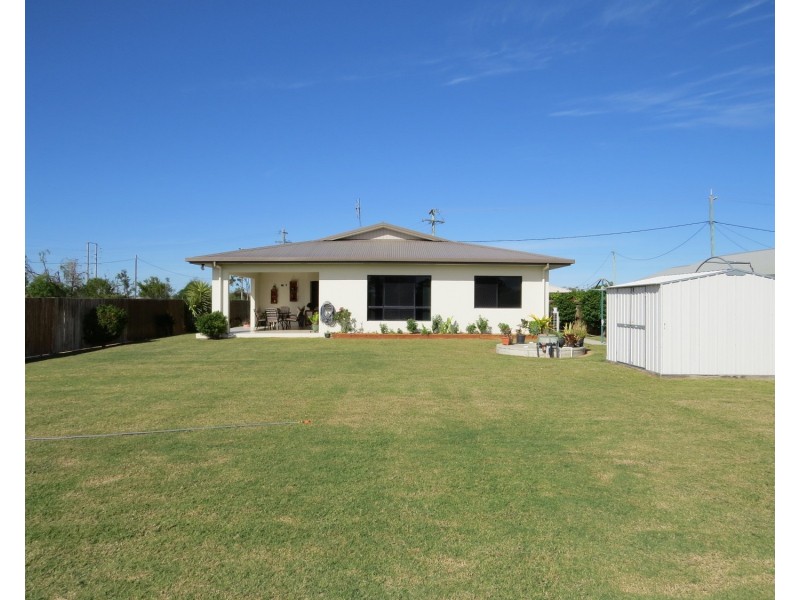 18 Matthews Street, Bowen QLD 4805