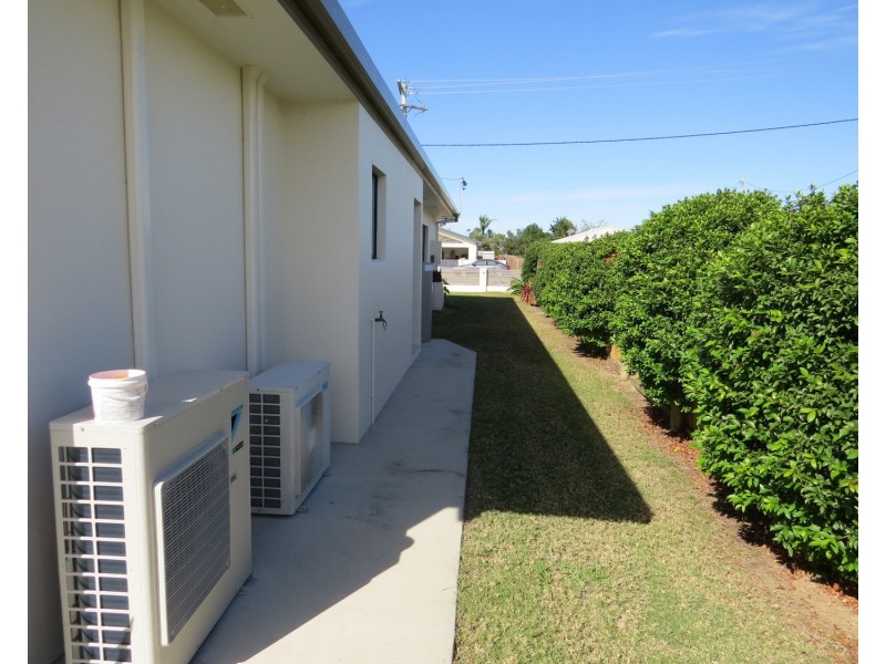 18 Matthews Street, Bowen QLD 4805