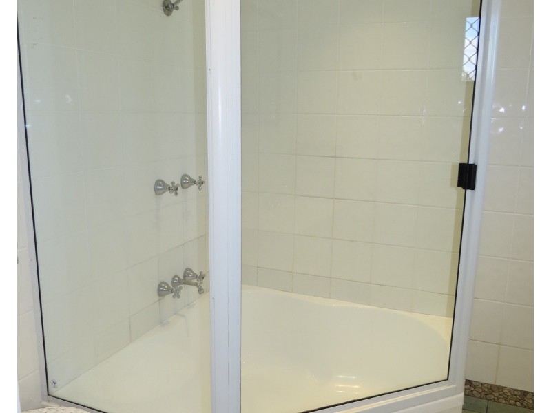 33 Coral Street, Bowen QLD 4805