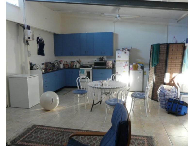 33 Murroona Street, Bowen QLD 4805
