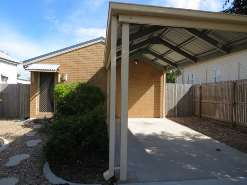 8 Johnston Street, Bowen QLD 4805
