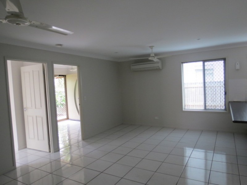 8 Johnston Street, Bowen QLD 4805