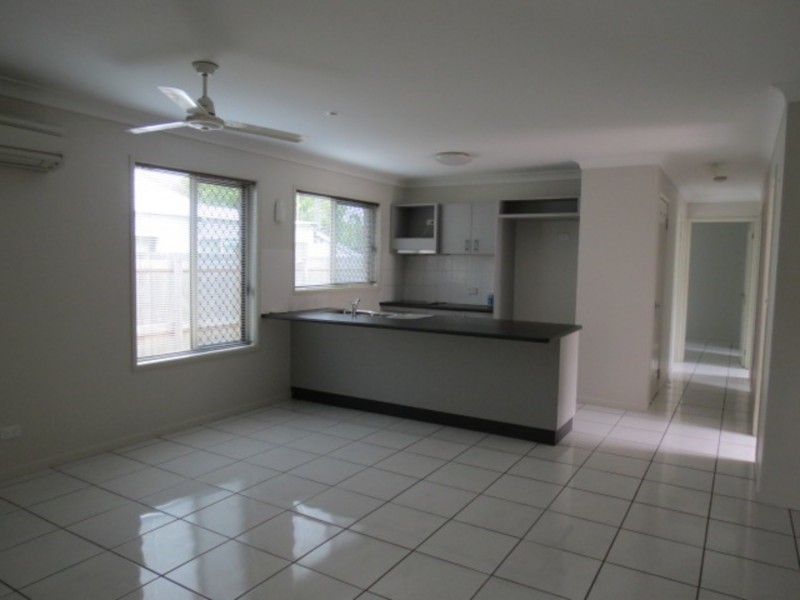 8 Johnston Street, Bowen QLD 4805