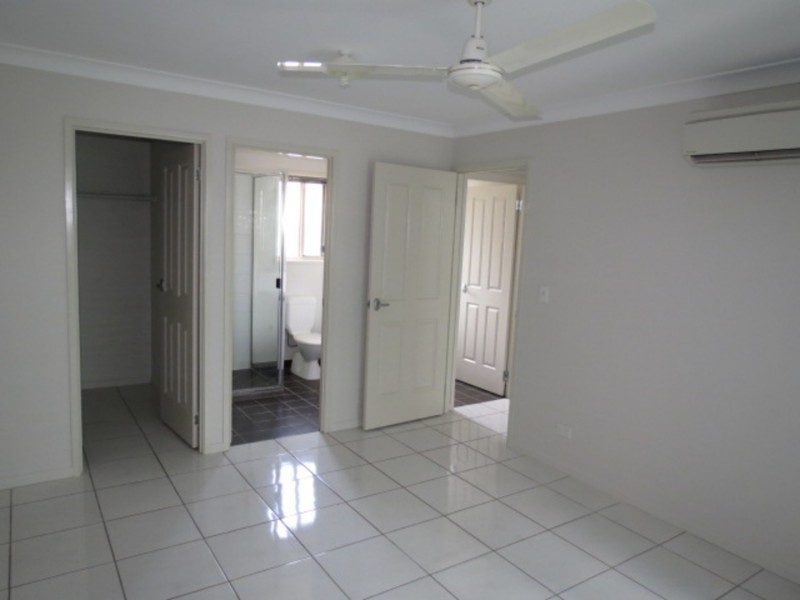 8 Johnston Street, Bowen QLD 4805