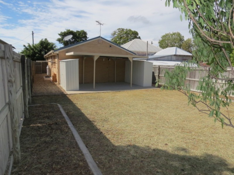 8 Johnston Street, Bowen QLD 4805