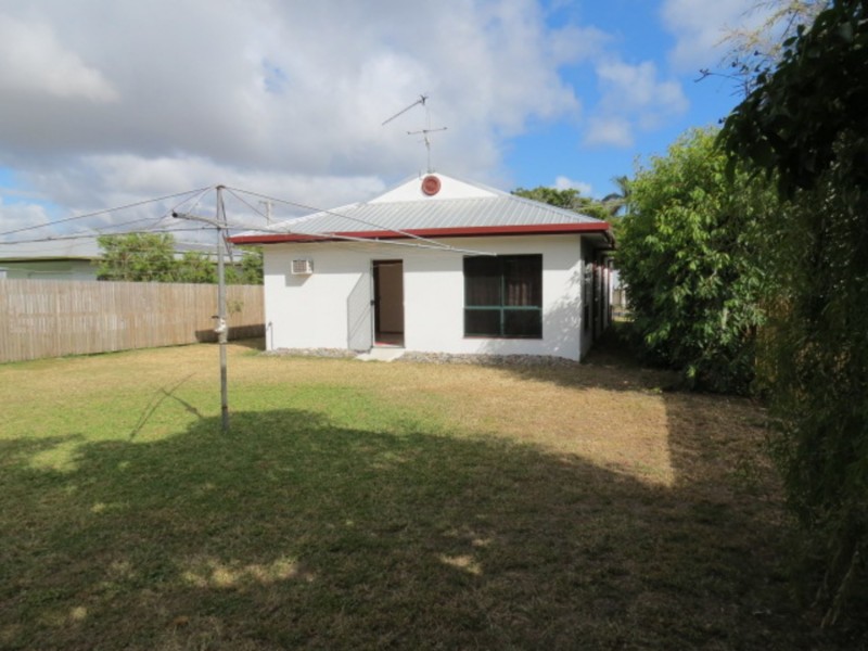 9 Cowan Lane, Bowen QLD 4805