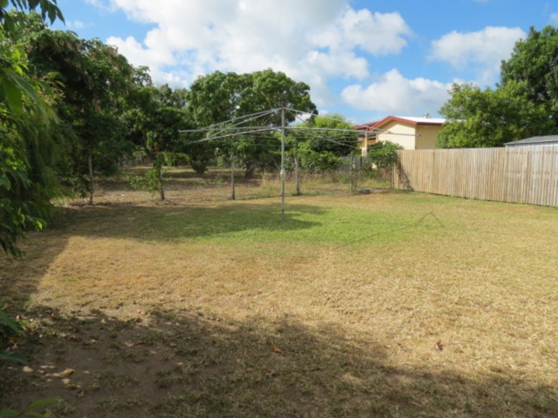 9 Cowan Lane, Bowen QLD 4805