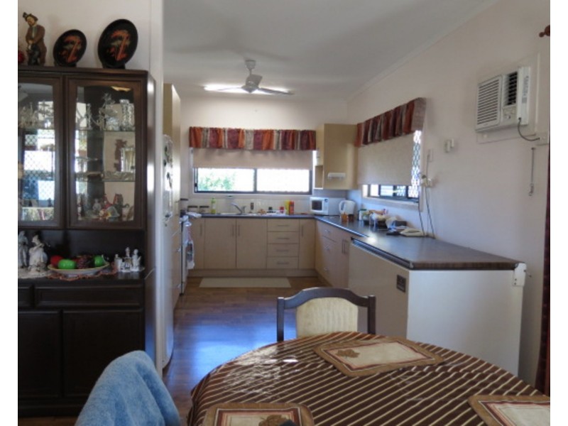 27 Emmerson Drive, Bowen QLD 4805