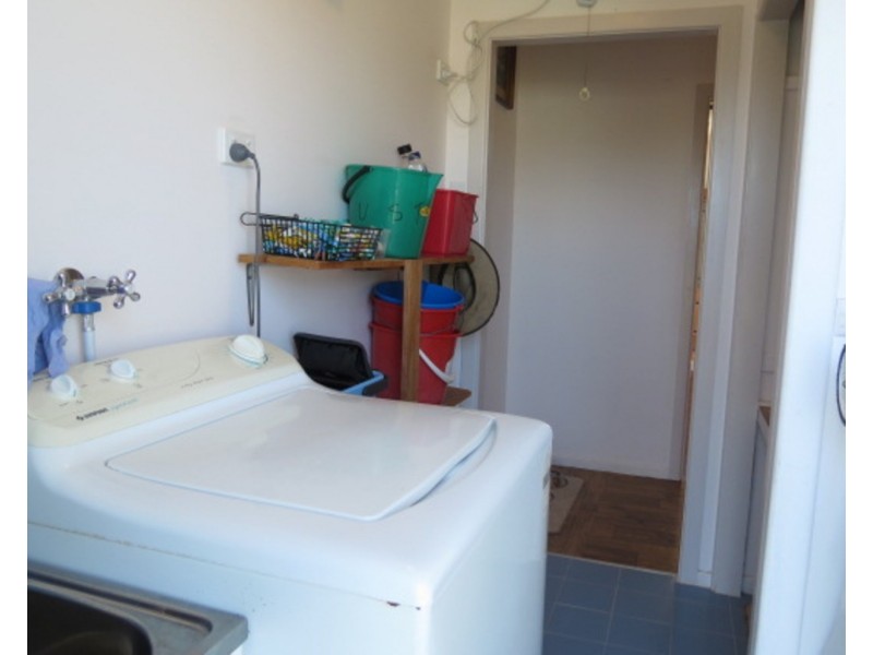 27 Emmerson Drive, Bowen QLD 4805