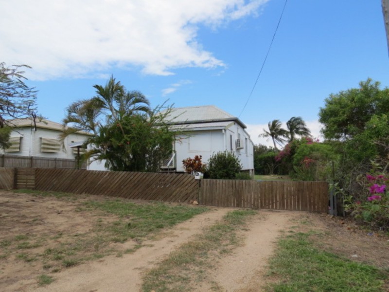 83 Gordon Street, Bowen QLD 4805