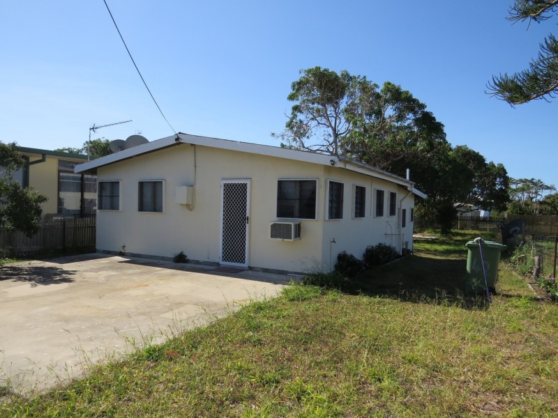 42 Creek Street, Bowen QLD 4805