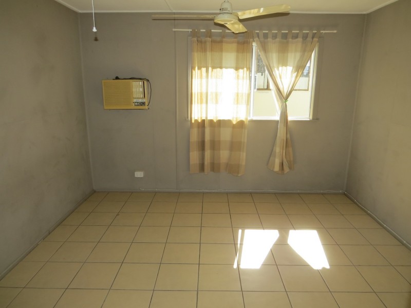 42 Creek Street, Bowen QLD 4805