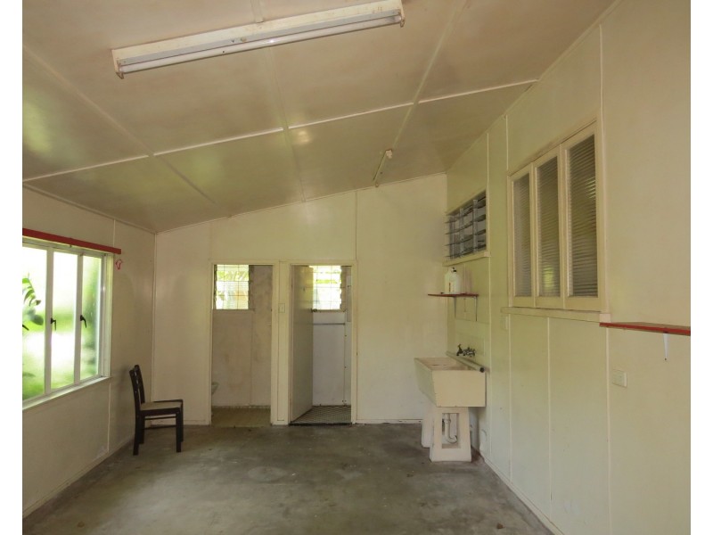 105 Herbert Street, Bowen QLD 4805