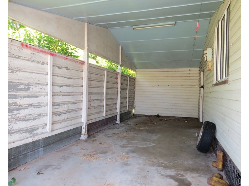 105 Herbert Street, Bowen QLD 4805
