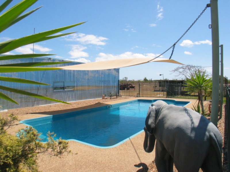 15 Eyles Road, Bowen QLD 4805