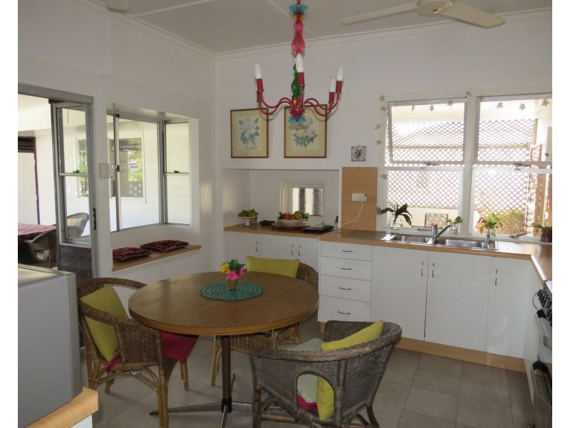 15 Golf Links Road, Bowen QLD 4805