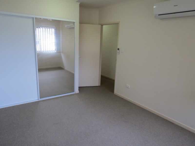 4/34 Poole Street, Bowen QLD 4805