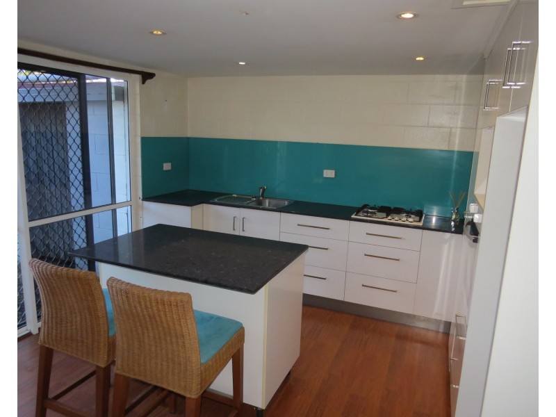 5/89 Horseshoe Bay Road, Bowen QLD 4805