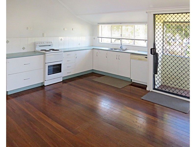 24 Sinclair Street, Bowen QLD 4805