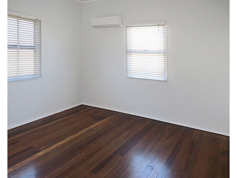 24 Sinclair Street, Bowen QLD 4805