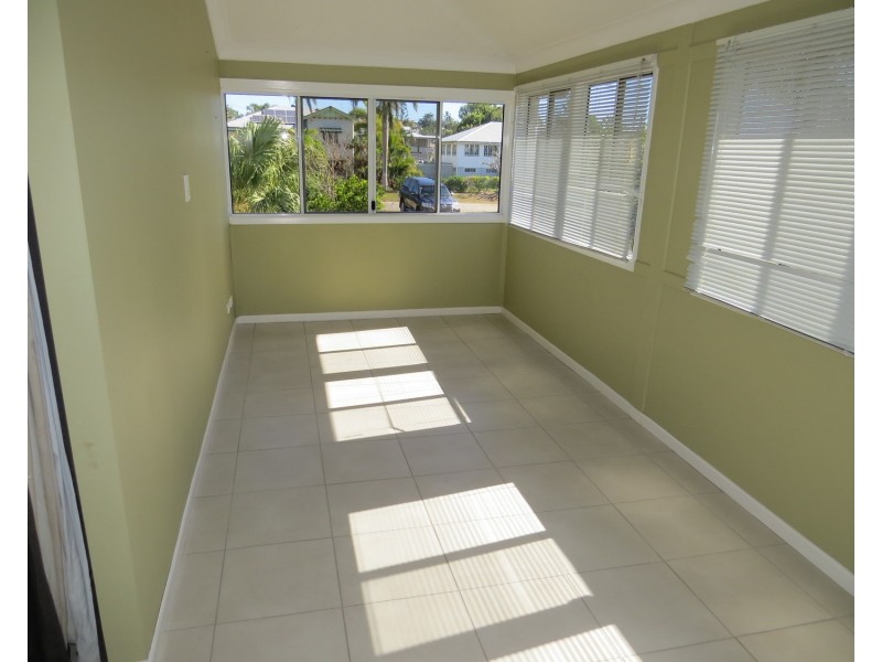 24 Sinclair Street, Bowen QLD 4805
